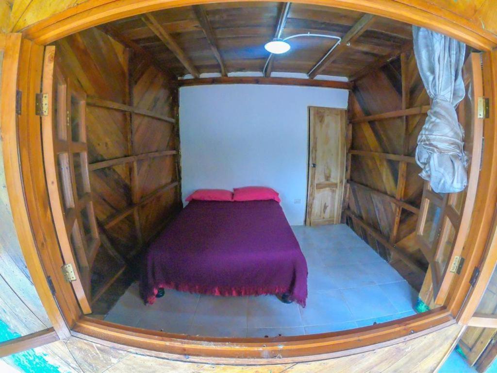 نزل Montañitaفي Iguana Beach House المظهر الخارجي الصورة